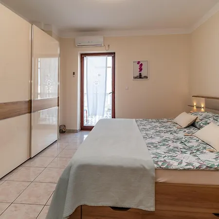 Visnja 1 - With Private Pool And Seaview *