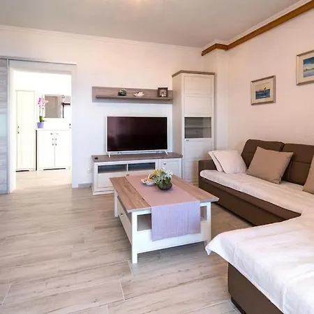 Visnja 1 - With Private Pool And Seaview Vrbnik