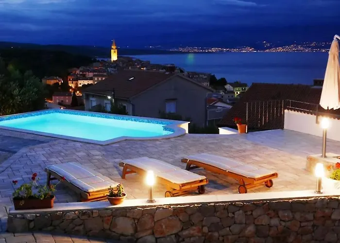 Апартаменты Visnja 1 - With Private Pool And Seaview