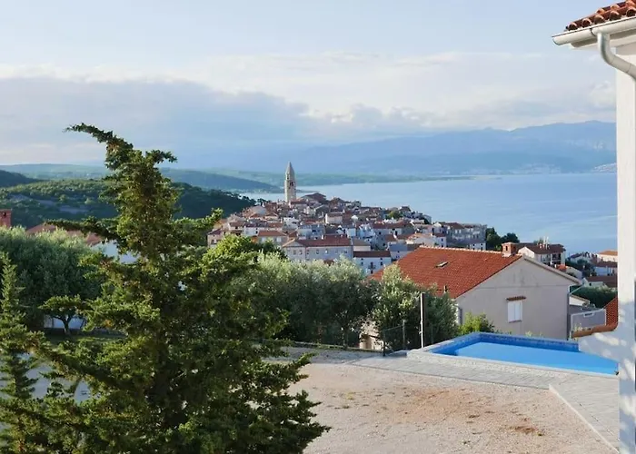 Апартаменты Visnja 1 - With Private Pool And Seaview Врбник