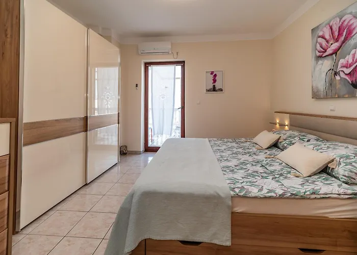Visnja 1 - With Private Pool And Seaview *