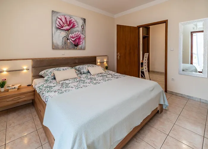 Visnja 1 - With Private Pool And Seaview